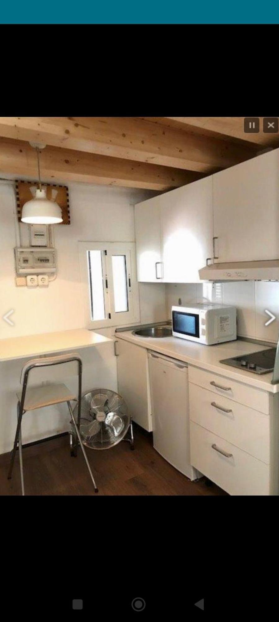 דירות ברצלונה Mini Piso Con Escaleras מראה חיצוני תמונה